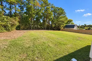 25 Yorkshire Dr, Jacksonville, NC 28546 - Photo 32