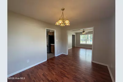 142 Forest Bluff Drive, Jacksonville, NC 28540 - Photo 4
