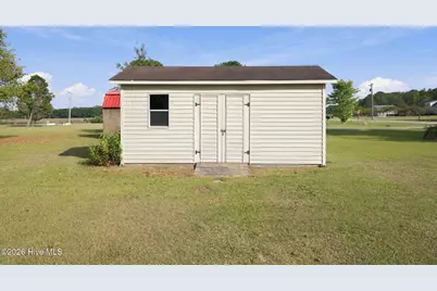 100 N Cherie Court, New Bern, NC 28562 - Photo 8