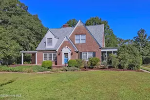 413 E Main St, Wallace, NC 28466 - Photo 2