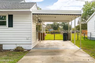 911 Cleveland Dr, Kinston, NC 28504 - Photo 10