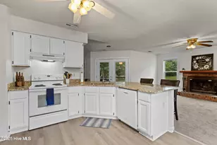 510 Greenfield Pl, Sneads Ferry, NC 28460 - Photo 10