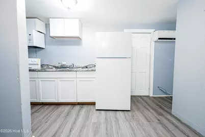 1211 Bay Street, New Bern, NC 28560 - Photo 6