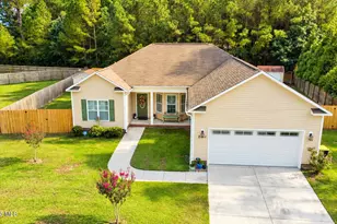 241 Channel Marker Loop, Swansboro, NC 28584 - Photo 2