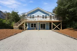 118 Periwinkle Dr, Emerald Isle, NC 28594 - Photo 2