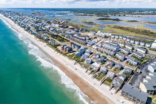825A N New River Dr, Surf City, NC 28445 - Photo 14