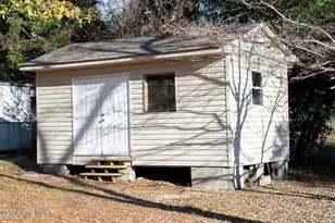 904 W Saunders Ave, Aberdeen, NC 28315 - Photo 24