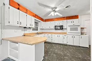 140 Lousan Dr, Cape Carteret, NC 28584 - Photo 24
