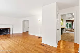 1610 Crescent Dr, Elizabeth City, NC 27909 - Photo 10
