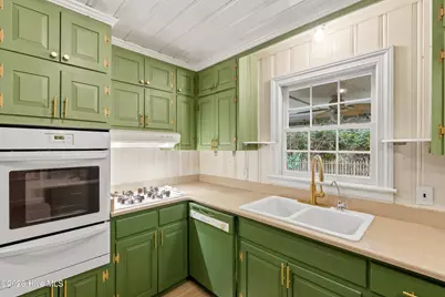 1610 Crescent Drive, Elizabeth City, NC 27909 - Photo 16