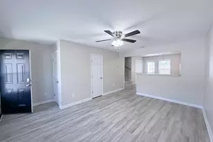 206 Palace Cir, Jacksonville, NC 28546 - Photo 2