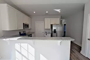 346 Dwight St, Holly Ridge, NC 28445 - Photo 6