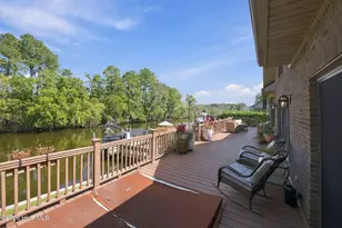2402 Turtle Bay Dr, New Bern, NC 28562 - Photo 44