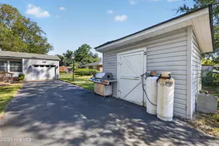 2414 Belvedere Dr, Wilmington, NC 28405 - Photo 30