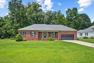 405 N Pointe Dr, Goldsboro, NC 27530 - Photo 1
