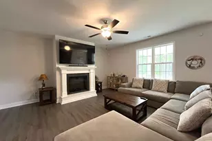 211 High Br Dr, Cameron, NC 28326 - Photo 8