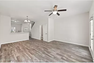 131 Beacon Woods Drive, Holly Ridge, NC 28445 - Photo 12