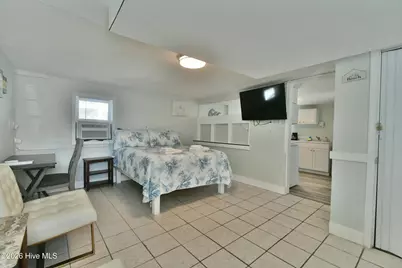619 Lake Park Boulevard S, Carolina Beach, NC 28428 - Photo 14