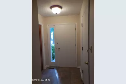 1003 Stillwood Circle, Jacksonville, NC 28540 - Photo 2