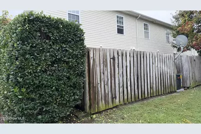 4033 Cobblestone Drive #11, Greenville, NC 27834 - Photo 4