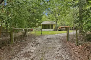 684 W Firetower Rd, Swansboro, NC 28584 - Photo 10