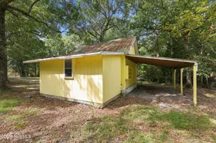 684 W Firetower Rd, Swansboro, NC 28584 - Photo 6