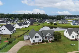 204 Grand View Dr, Elizabeth City, NC 27909 - Photo 2