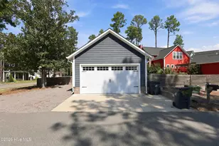 323 Blantons St, Southern Pines, NC 28387 - Photo 38