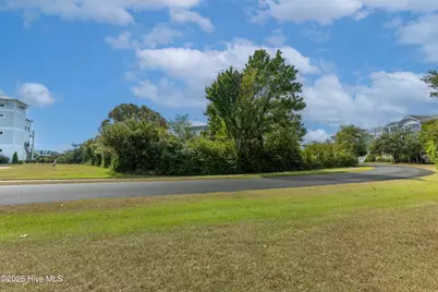 603 Seafarers Court, Holly Ridge, NC 28445 - Photo 6
