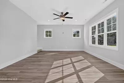 19 Page Court, Burgaw, NC 28425 - Photo 2