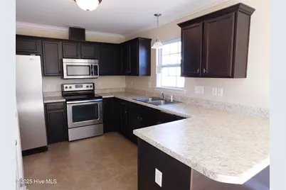 107 Lynden Lane, New Bern, NC 28560 - Photo 10