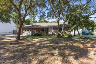 502 Peninsula Dr, Carolina Beach, NC 28428 - Photo 1