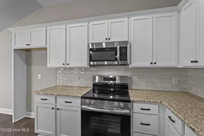 2345 Rhinestone Drive, Winterville, NC 28590 - Photo 8