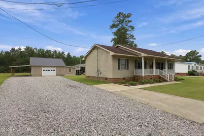 117 Hale Street, Windsor, NC 27983 - Photo 1