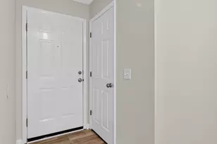 126 W Victoria Ct, Greenville, NC 27834 - Photo 34