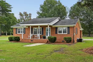 543 Boyd St, Grimesland, NC 27837 - Photo 4