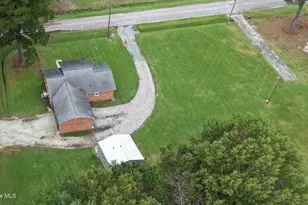543 Boyd St, Grimesland, NC 27837 - Photo 40