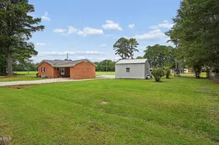 543 Boyd St, Grimesland, NC 27837 - Photo 6