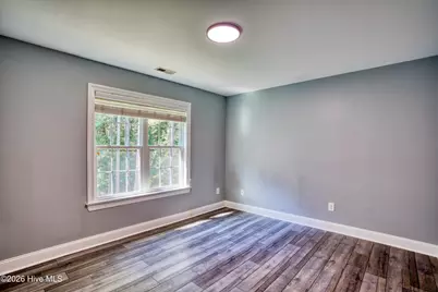 112 Sparkling Brook Way, Jacksonville, NC 28546 - Photo 4