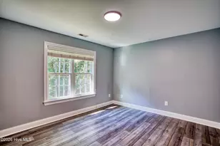 112 Sparkling Brook Way, Jacksonville, NC 28546 - Photo 4