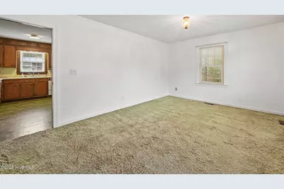 111 Belmont Drive, Greenville, NC 27858 - Photo 6