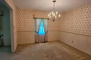 105 Lake Dr, Clinton, NC 28328 - Photo 10