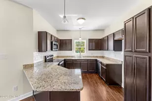 300 Currituck Dr, Holly Ridge, NC 28445 - Photo 6