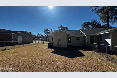 218 Cedar Creek Drive, Jacksonville, NC 28540 - Photo 16