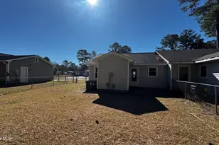 218 Cedar Crk Dr, Jacksonville, NC 28540 - Photo 16