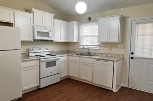 218 Cedar Crk Dr, Jacksonville, NC 28540 - Photo 6