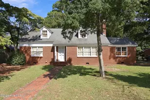 407 Cooper Dr, Clinton, NC 28328 - Photo 2