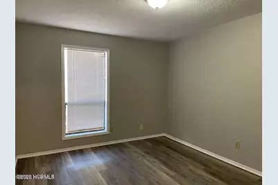 127 Twinwood Drive, Jacksonville, NC 28546 - Photo 10