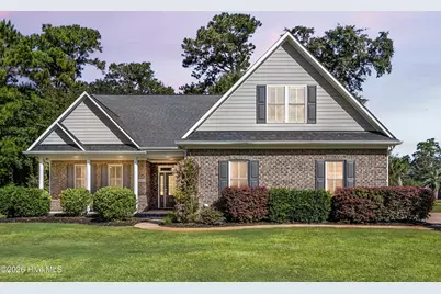 323 Crown Pointe Drive, Hampstead, NC 28443 - Photo 1