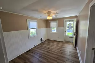 509 S Shore Dr, Jacksonville, NC 28540 - Photo 2